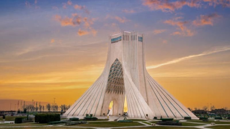 What is Saha Airlines Corporate Office Headquarters