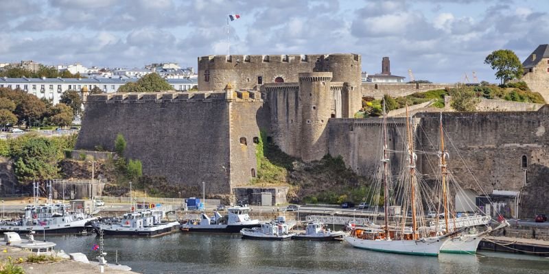 EasyJet Brest Office in France