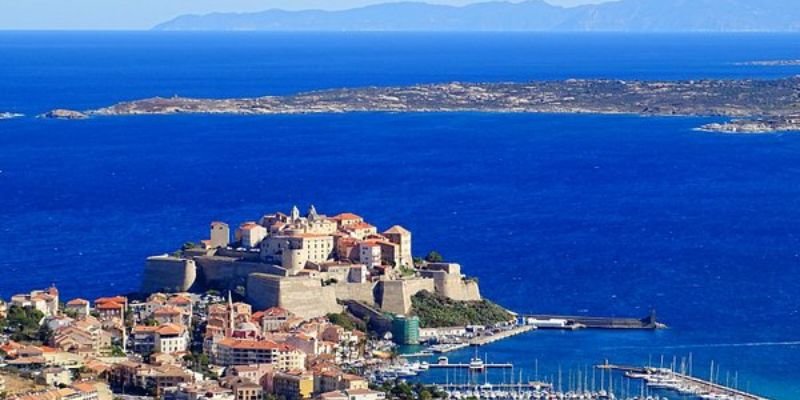 EasyJet Calvi Office in France