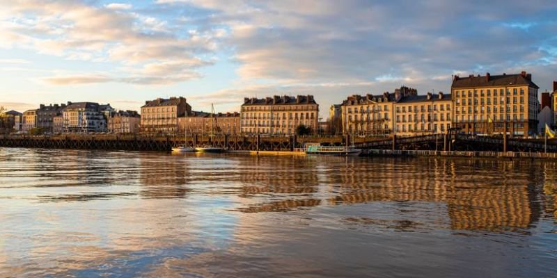 EasyJet Nantes Office in France