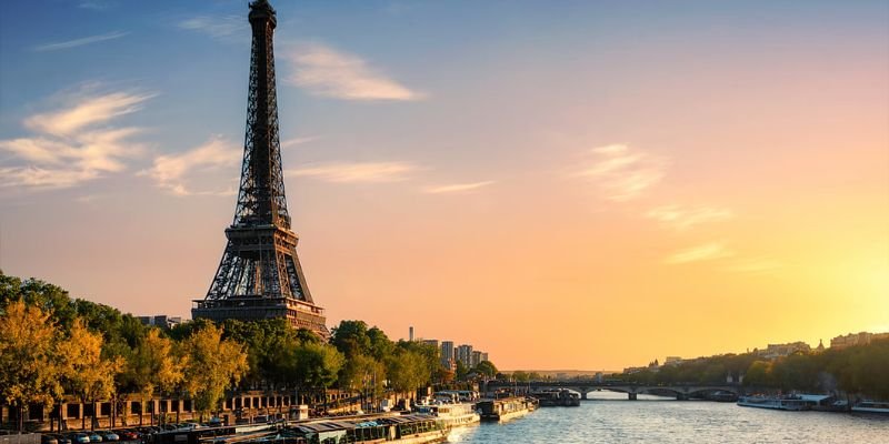 EasyJet Paris Office in France