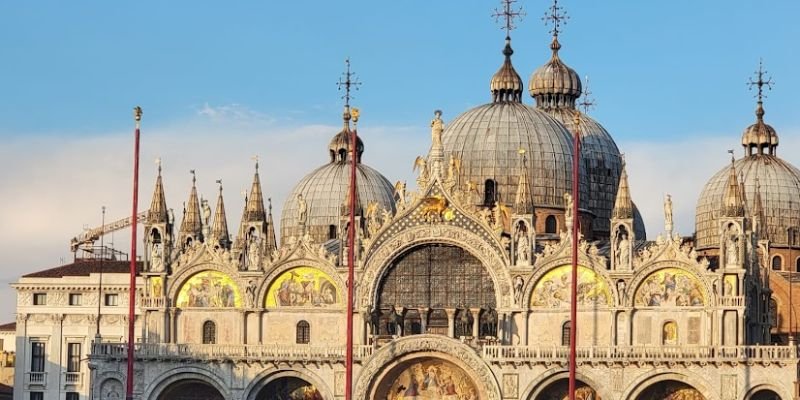 United Airlines Venice Office in Italy