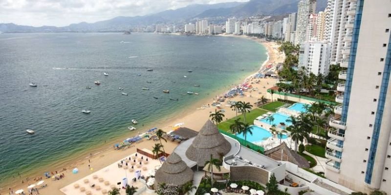 United Airlines Acapulco Office in Mexico