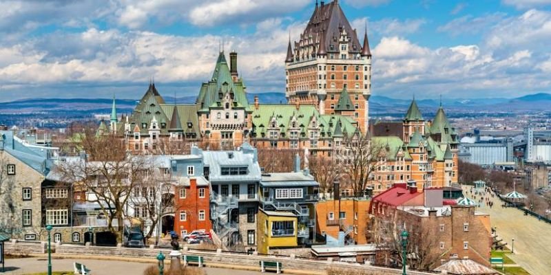 United Airlines Québec Office in Canada